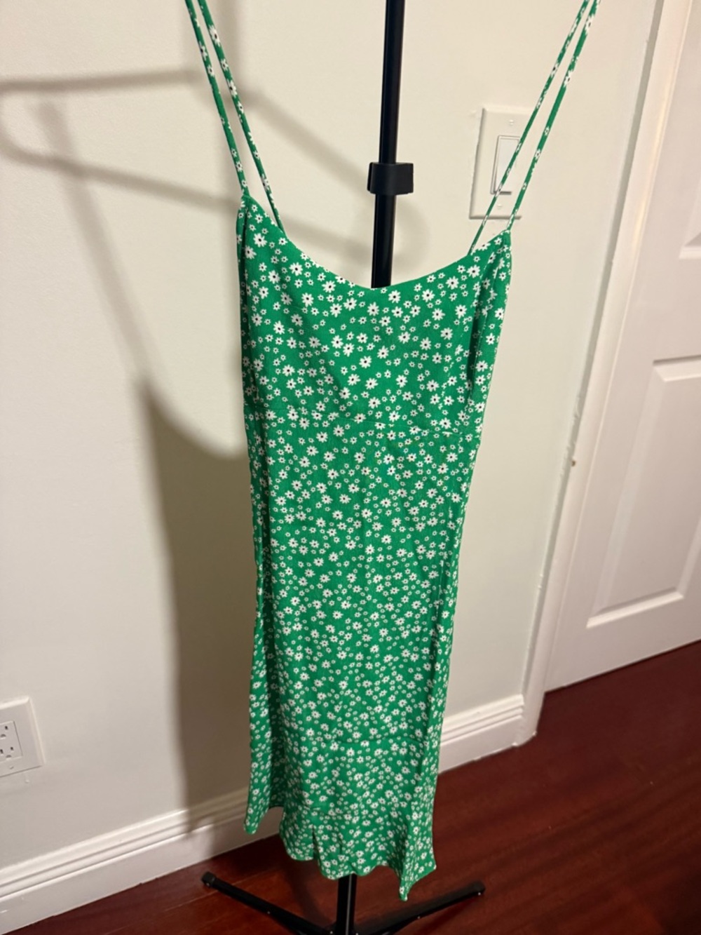 Zara Green Floral Dress - Picture 2 of 5